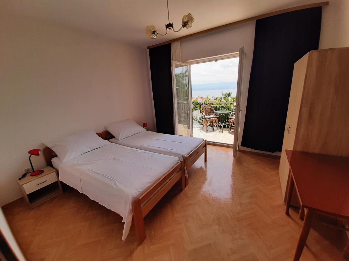 Apartments Tina Omiš Eksteriør billede